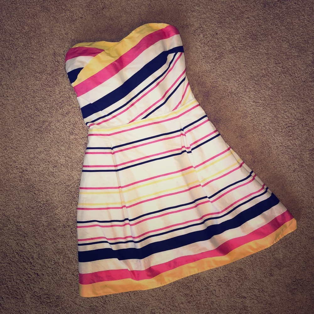 Lilly Pulitzer dress! - Picture 2 of 8